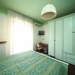 Private Bathroom Triple Room